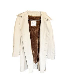 London Fog By LondonTown Corp. Women's Lined Trench Coast With Removable…